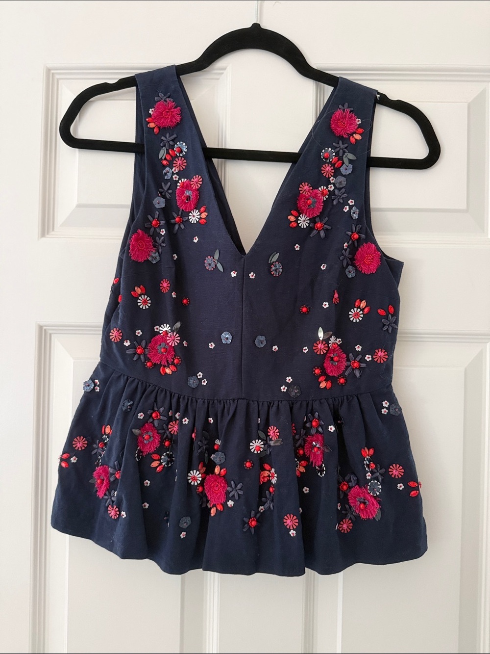 Embroidered Floral V-Neck Peplum Tank Top - Navy and Pink